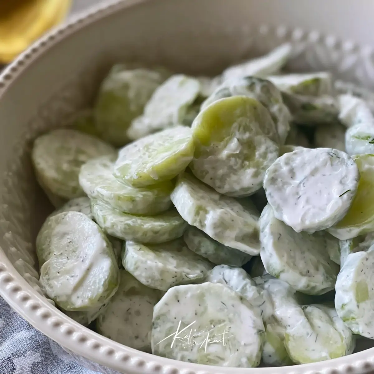 Ensalada cremosa de pepino
