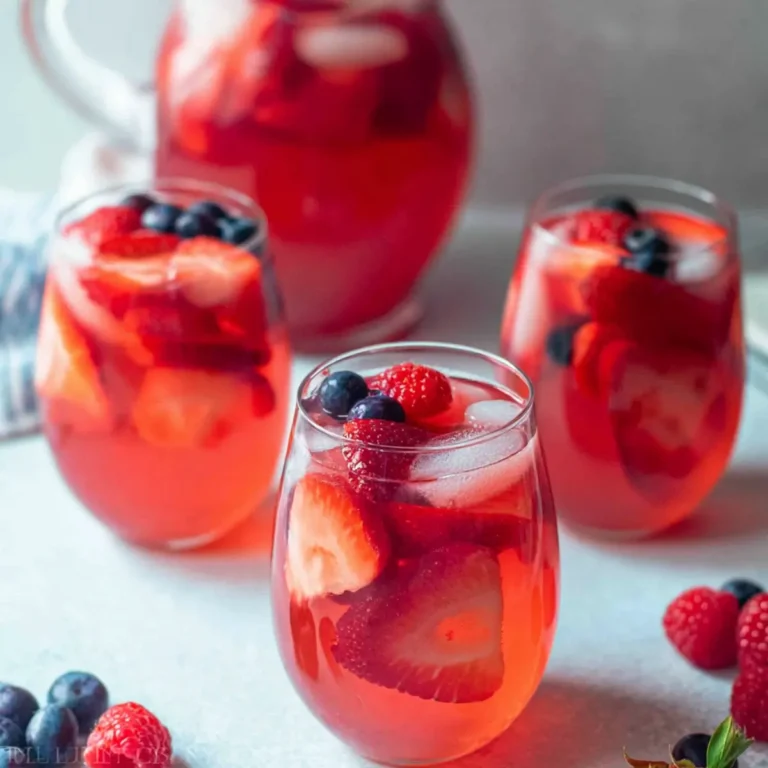 Sangría de frutos rojos de verano