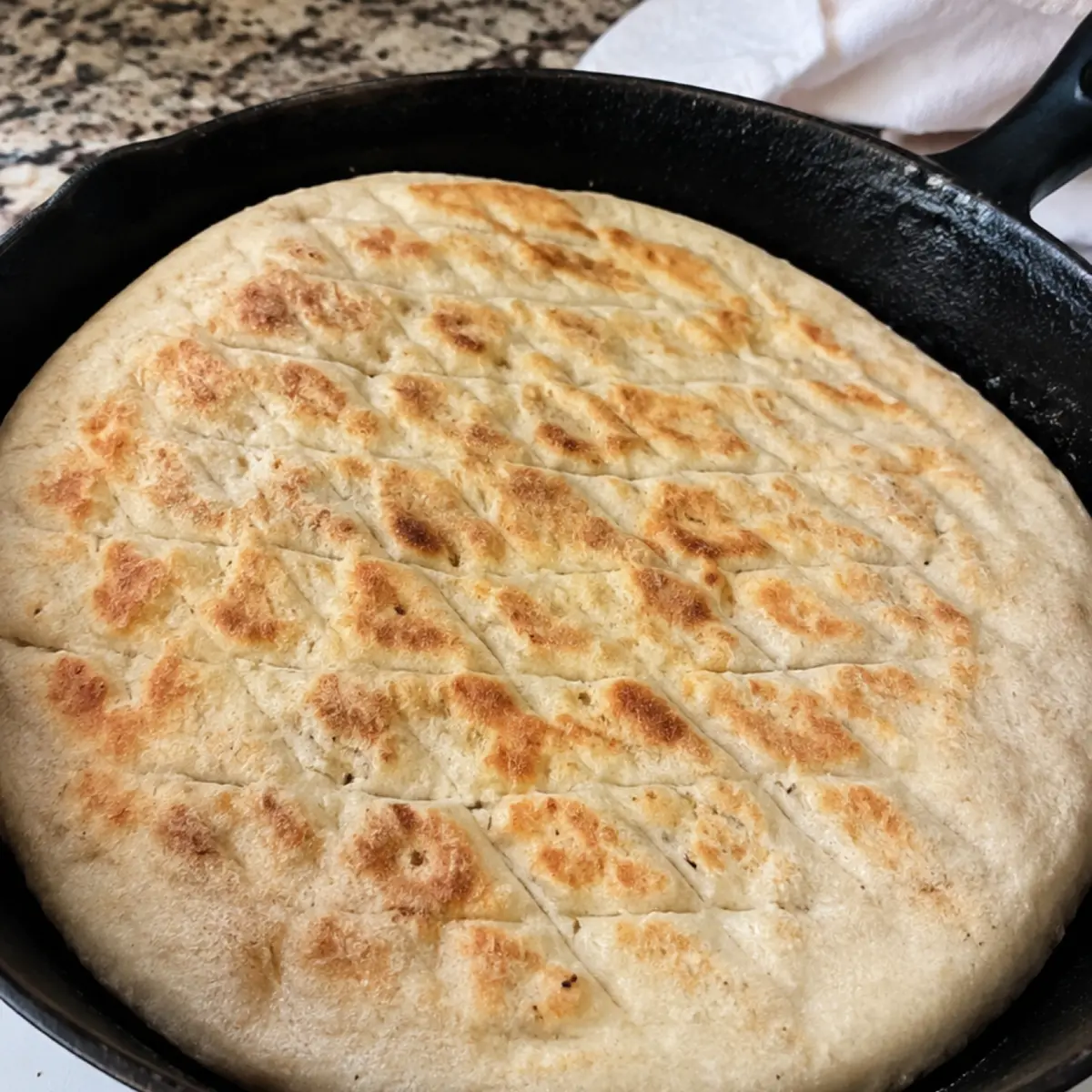 Tortilla matera en sartén